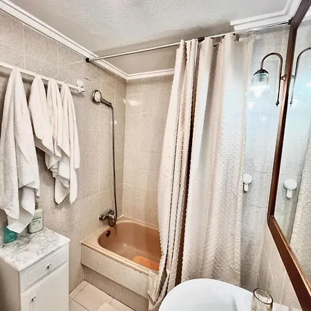 With Pool, Near The Apartamento *